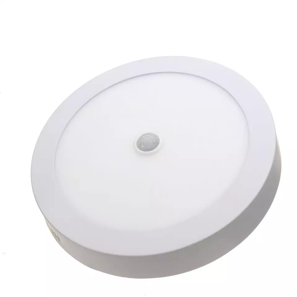 LAMPARA SUPERFICIAL 24W RED C/SENSOR DE MOVIMIENTO 